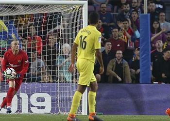 حارس برشلونة يرحب بالرحيل