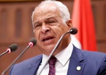 فرج عامر يفتح النار على اتحاد الكرة ويستشهد بأزمة محمد صلاح وتدخل الرئيس