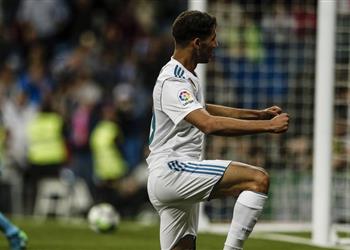 أشرف الحكيمي يكشف مستقبله في ريال مدريد