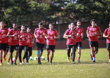 مران الأهلي انتظام السولية وحضور السفير المصري في أوغندا