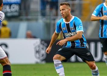 صفقة برشلونة الجديدة تتعرض للإصابة