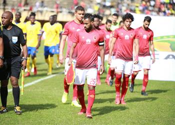 الأهلي يقرر معاقبة اللاعبين بعد الخسارة من كامبالا