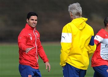 فينجر يدعم أرتيتا لخلافته في أرسنال