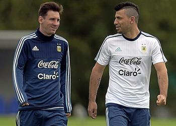 أجويرو يحسم مستقبله في مانشستر سيتي