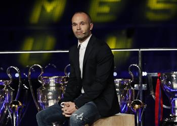 حفل وداع إنييستا جوارديولا سأراك قريب ا ورسالة خاصة من تشافي وميسي