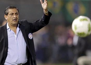 نجل رامون دياز يؤكد اقتراب والده من تدريب الأهلي