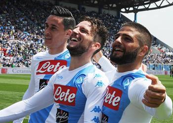 ميلان يستعد للانقضاض على جناح نابولي