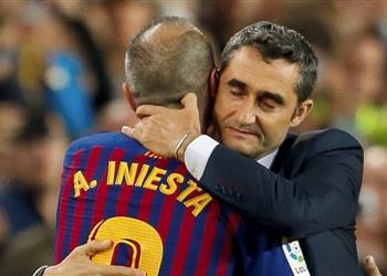 فالفيردي يودع إنييستا في مباراته الأخيرة مع برشلونة