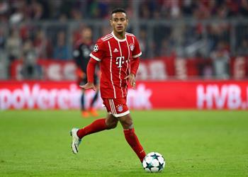 أسطورة بايرن ميونيخ يطالب ببيع ألكانتارا