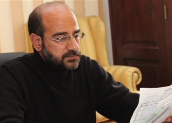 رابطة الأندية المحترفة تجدد الثقة في عامر حسين