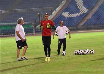 أحمد ناجي حارس الأهلي هو الأنسب للتواجد مع منتخب مصر