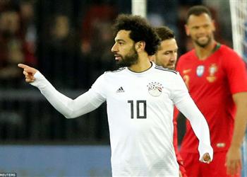 مدافع أوروجواي يحدد طريقة إيقاف محمد صلاح بالمونديال