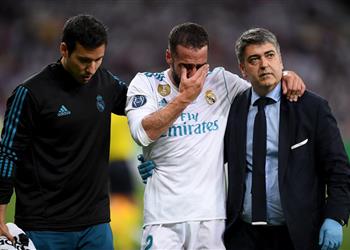 فيديو إصابة كارفخال وخروجه باكي ا في نهائي الأبطال