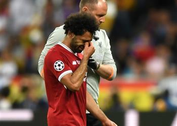 بيرس مورغان مهاجم ا منتقدي راموس بعد إصابة صلاح معاتيه كرة القدم