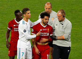 خاص طبيب منتخب مصر السابق يضع روشتة علاج محمد صلاح