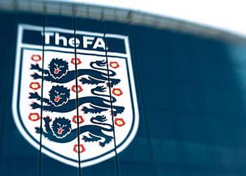 لاعب إنجلترا يغادر المعسكر التدريبي ويغيب عن مونديال روسيا