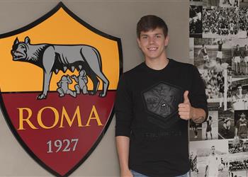 رسمي ا روما يعلن أولى صفقاته في الميركاتو الصيفي