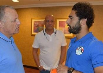 رئيس الاتحاد المصري يسافر إلى إسبانيا للاطمئنان على محمد صلاح