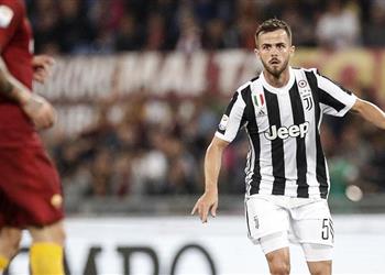 برشلونة ينافس ريال مدريد للتعاقد مع بيانيتش