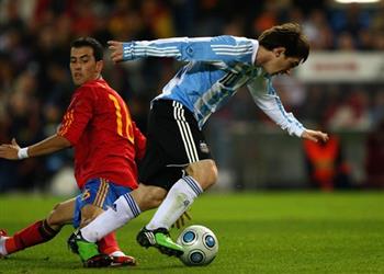 بوسكيتس ميسي ليس بحاجة للفوز بكأس العالم