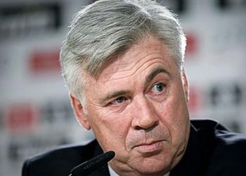 أنشيلوتي يطلب لاعب باريس سان جيرمان في نابولي