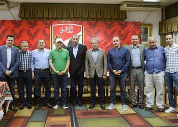 خاص مصدر بالأهلي يكشف سر ارتفاع القيمة المالية لعقد البث الفضائي