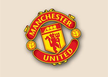 مانشستر يونايتد يستعد لمنافسة أندية إنجلترا على نجم فولهام