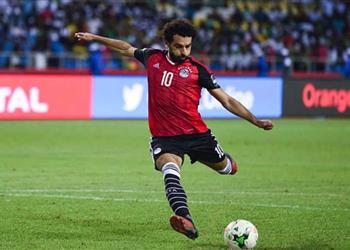 كوبر يختار بديلين لمواجهة غياب محمد صلاح ويستشهد بميسي