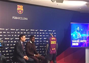 أومتيتي أولويتي التجديد مع برشلونة ولن أرحل