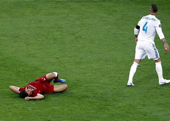 راموس ساخر ا عن إصابة صلاح وكاريوس تسببت أيض ا بعدوى لفيرمينو