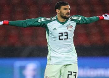 أشرف قاسم يتعجب من استبعاد محمد عواد أفضل حارس في مصر