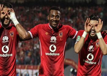 الأهلي يخاطب الثلاثي الإفريقي للانتظام في التدريبات