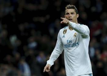 رونالدو يستعد لإعلان رحيله عن ريال مدريد