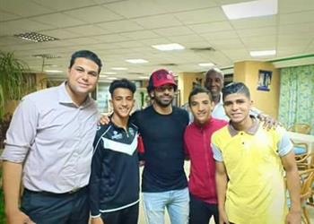 ليفربول إيكو تسلط الضوء على زيارة محمد صلاح للمقاولون العرب