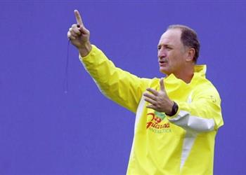 مدرب برازيلي م رشح لخلافة زيدان في ريال مدريد