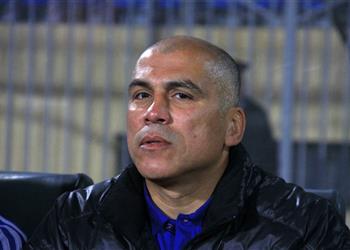 محمد يوسف ي صعد ناشئ الأهلي لحل أزمة الدفاع