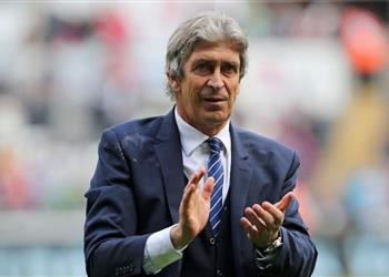 وست هام يخطط لضم لاعب مانشستر سيتي السابق