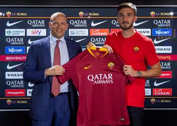 رسمي ا روما يعلن عن صفقته الجديدة بتغريدة ساخرة