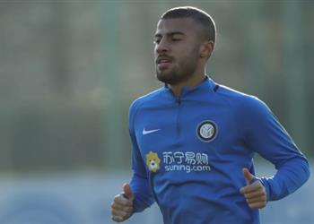 صراع إنجليزي يثير القلق حول مستقبل رافينيا