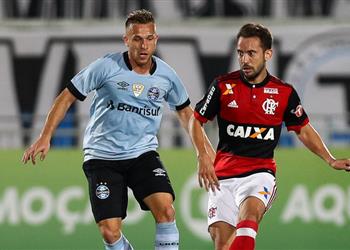 برشلونة يغير موقفه تجاه آرثر