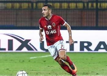 الأهلي يدرس اتخاذ قرار جديد بشأن علي معلول