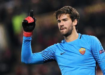 أليسون يحدد موعد حسم مصيره