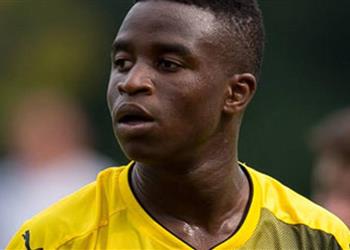 موهبة ألمانية إفريقية تدخل اهتمامات برشلونة