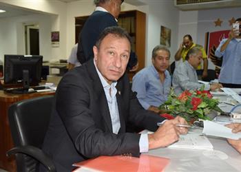 خاص مدرب ريال مدريد السابق مرشح لقيادة الأهلي