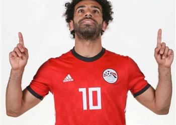 محمد صلاح يوضح موقفه من المشاركة أمام أوروجواي