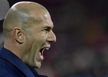 زيدان يوضح حقيقة ترك ريال مدريد من أجل منتخب فرنسا
