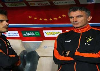 كارتيرون يستقر على مترجمه الخاص في الأهلي