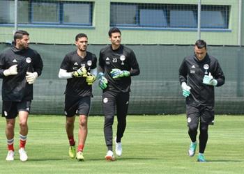 مران المنتخب كوبر حائر بين الحضري والشناوي وزيادة فرص حارس الأهلي لمباراة أوروجواي