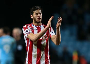 ستوك سيتي يكشف قيمة صفقة انتقال رمضان صبحي لهدرسفيلد