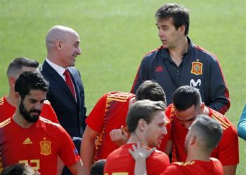 رئيس الاتحاد الإسباني لا أشعر بالخيانة من لوبيتيجي